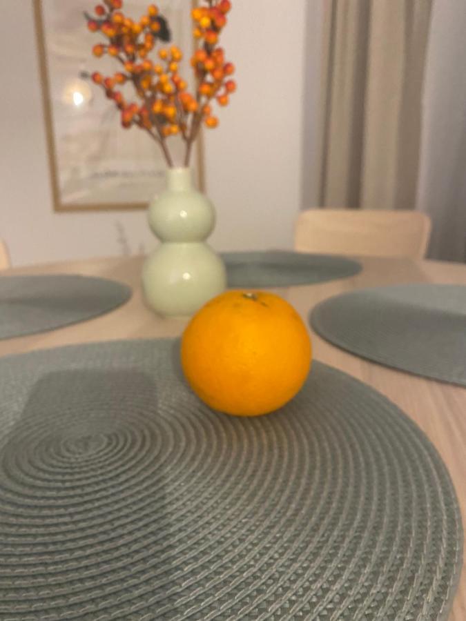 Metro Szwedzka Apartament Orange Warsaw Ngoại thất bức ảnh